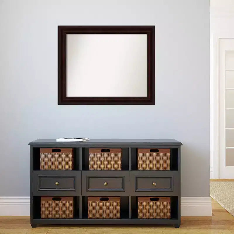 Miroir mural 33" x 27" sans biseau, marron grain de café : style moderne, cadre en polystyrène, quincaillerie de montage incluse