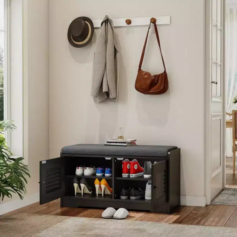 Banc de rangement pour chaussures de 73 cm avec armoire à 2 portes, banc d'entrée avec étagères réglables et coussin amovible, meuble à chaussures pour couloir (3 couleurs)