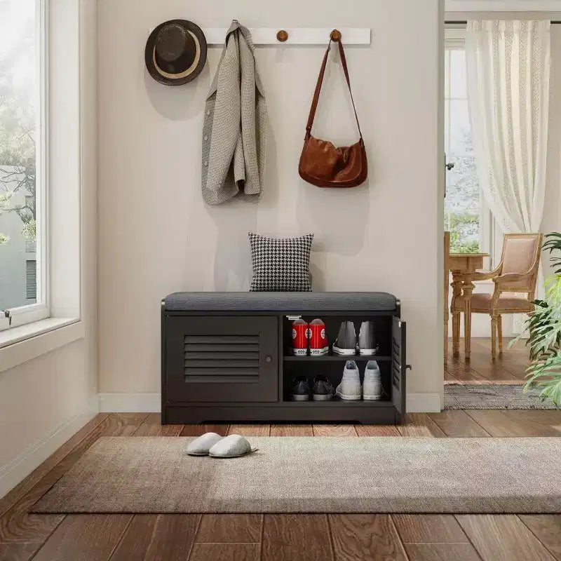 Banc de rangement pour chaussures de 73 cm avec armoire à 2 portes, banc d'entrée avec étagères réglables et coussin amovible, meuble à chaussures pour couloir (3 couleurs)