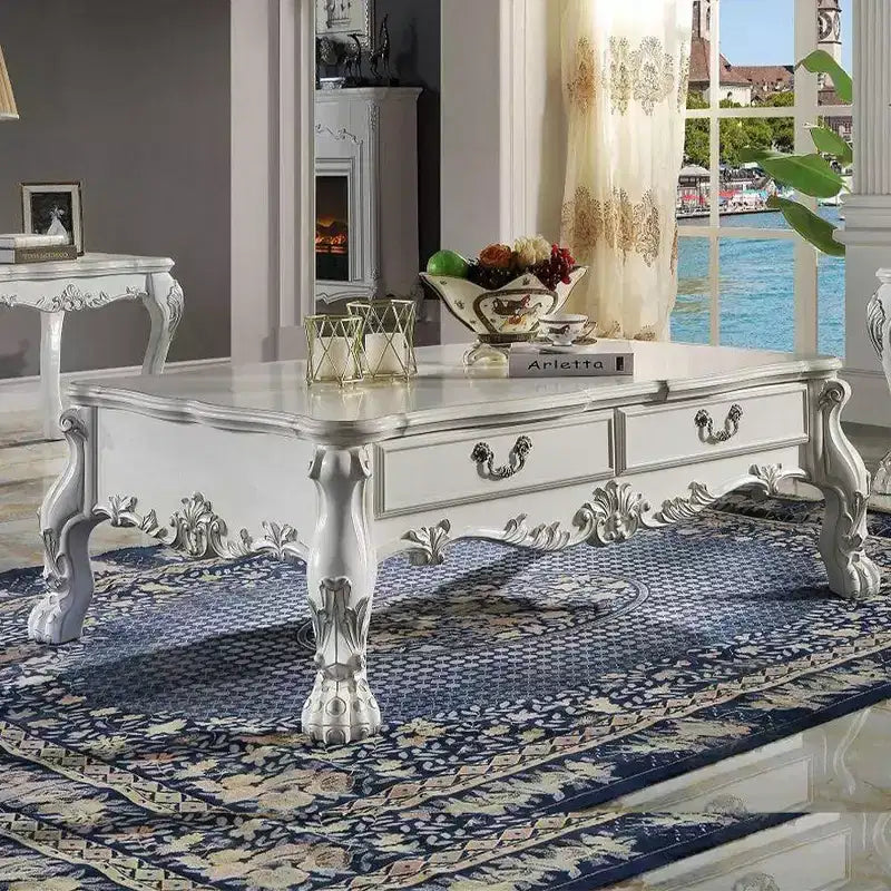 Canapé de 241 cm en cuir synthétique Dresde, assise moelleuse et accents sculptés